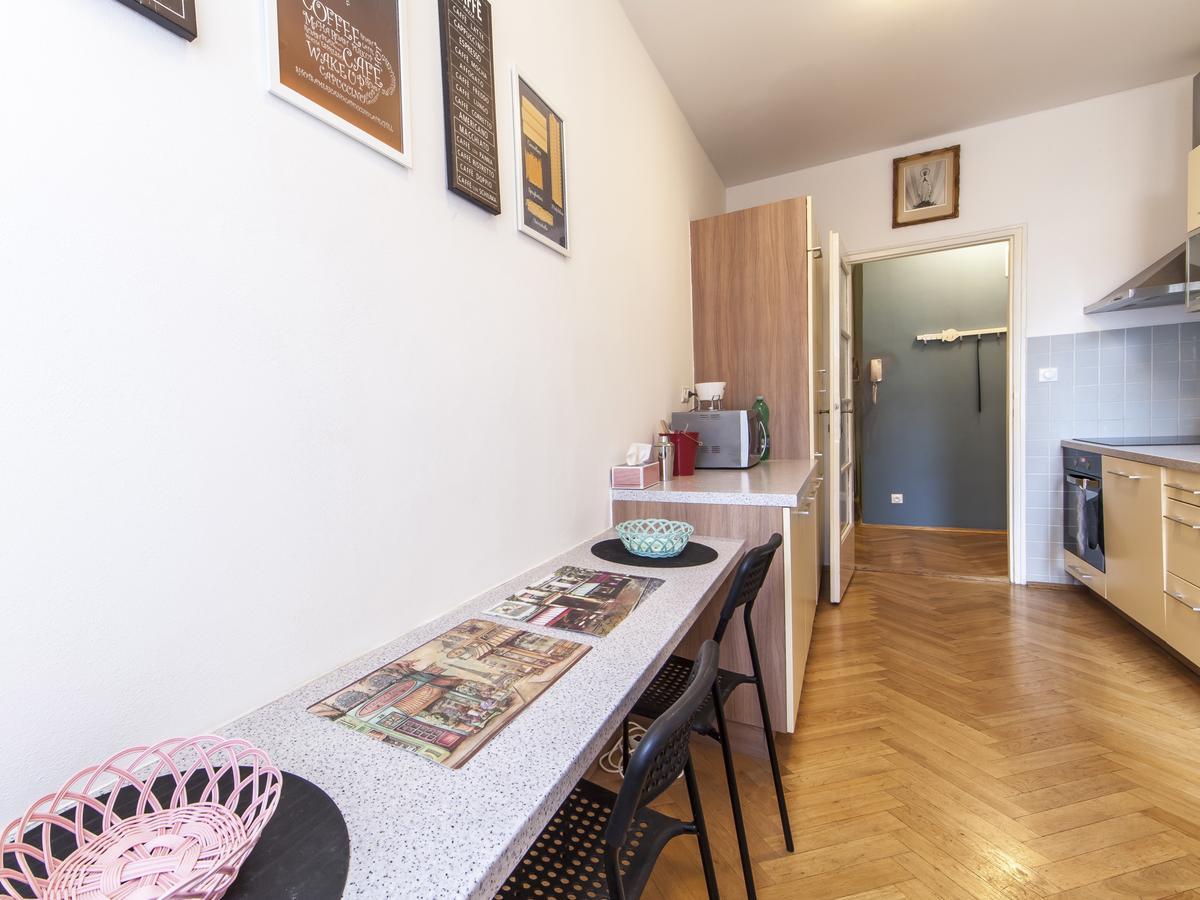 Modern Central Apartment Dlouha Prag Exterior foto